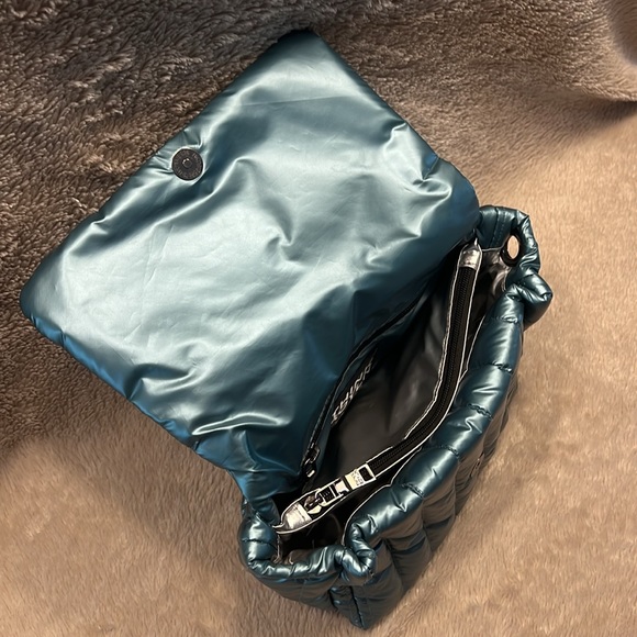 THINK ROYLN The Bar Bag - Picture 9 of 17